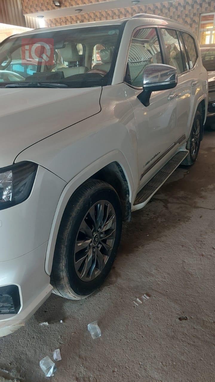 تويوتا لاندكروزر